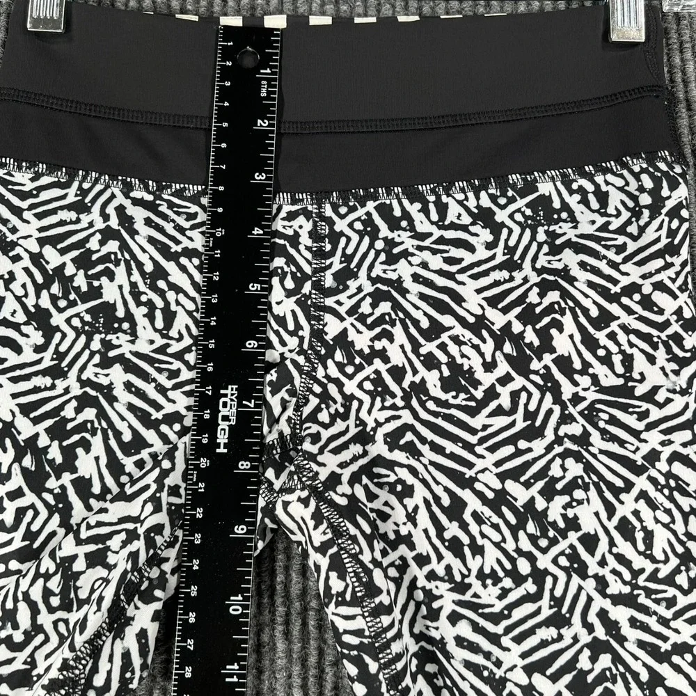 Lululemon Leggings Womens‎ Size 2 Black White Activewear Workout Casual Gym